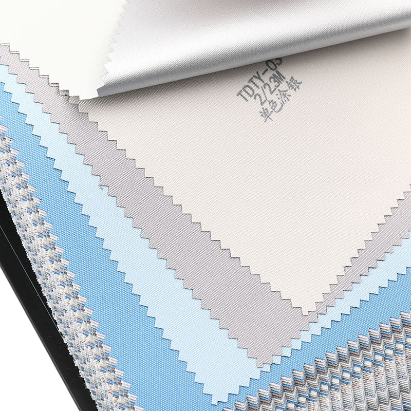 TDTY 200/230 cm strieborný náter 100% zatemňujúca látka rolety